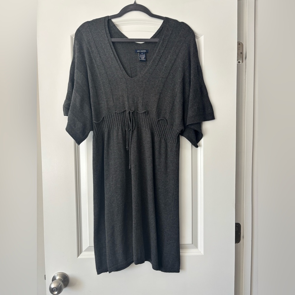 Max Edition Charcoal V-Neck sweater dress